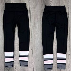 Sarah’s Day White Foxactive Women Size S Black Sezzy Luxe Striped Pullon Legging